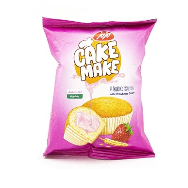 کیک شیفون با مغزی توت فرنگی مزمز