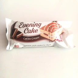 کیک دولایه با مغزی کرم نادری